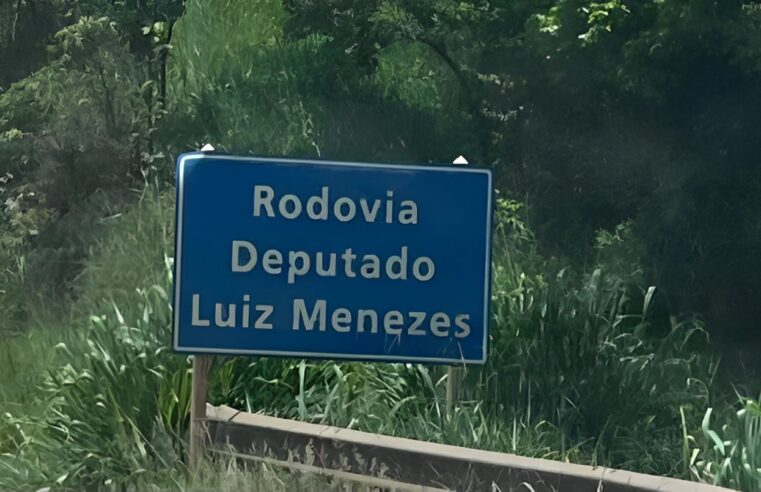 Interdição na estrada Deputado Prefeito Luiz Menezes