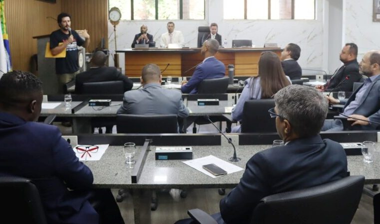 Projeto que isenta taxas em concursos para doadoras de leite materno é aprovado