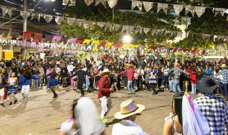 Mais de mil pessoas participam do “4º Arraiá da Pedreira”