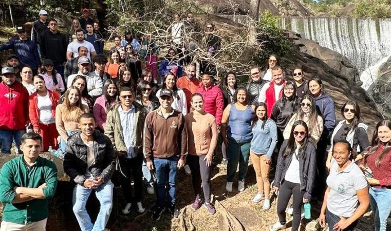 Vereadores de São Gonçalo visitam Estação Ambiental de Peti