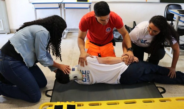 Unifei Itabira realiza parceria estratégica para inclusão de pessoas surdas em emergências