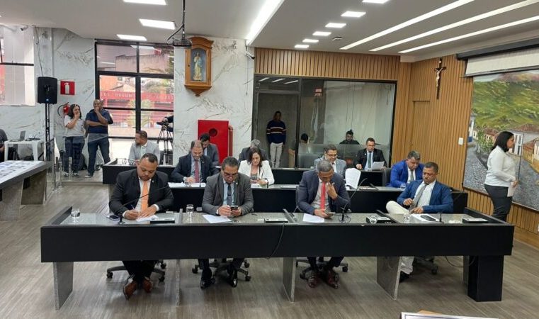 Pagamento do cartão alimentação de 800 servidores será através da devolução do duodécimo