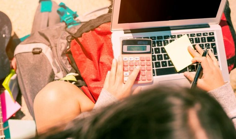 Geração Z é o que mais cresce nas negociações de dívidas