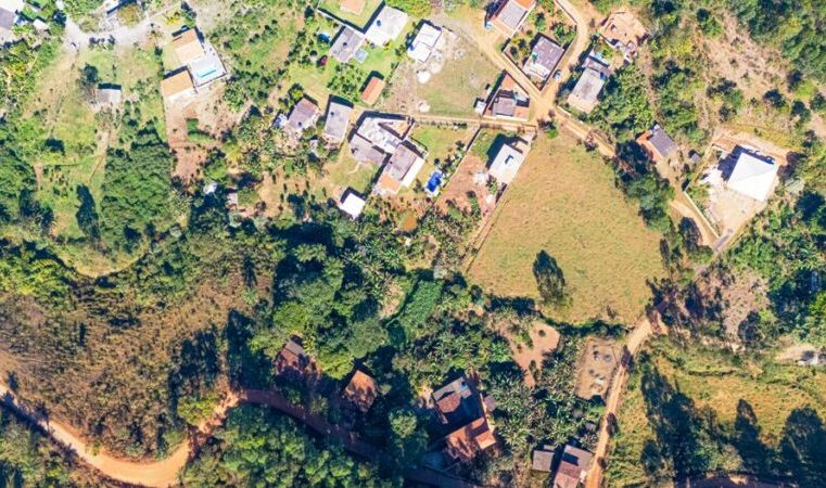 Comunidade Areias recebe asfalto e próximo pedido será iluminação pública
