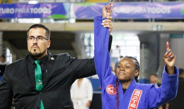 “Juju Emiliano” vence Campeonato Interclubes da Liga Brasileira de Jiu-Jitsu
