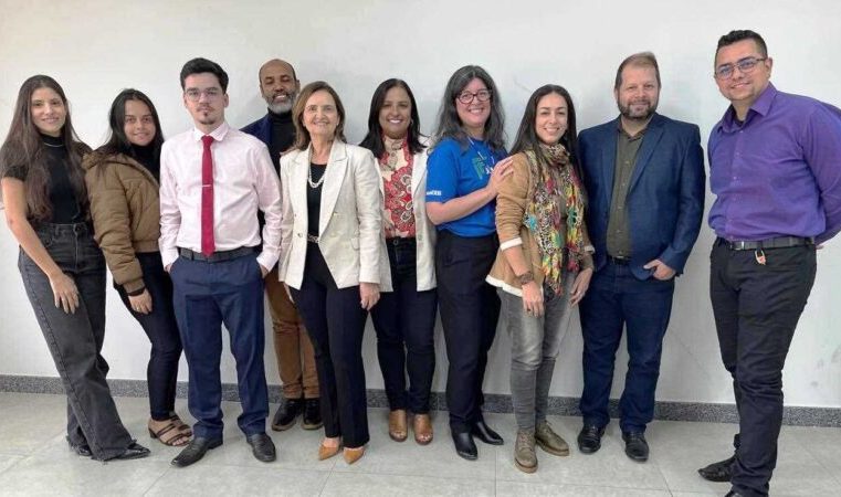 CRAS Gabiroba realiza atendimento jurídico gratuito com alunos da UniFuncesi