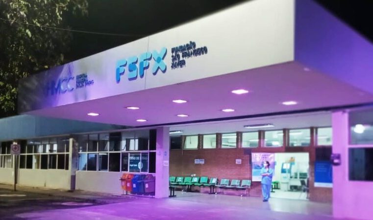 FSFX: “Outubro Rosa” com fachada iluminada e vidas transformadas