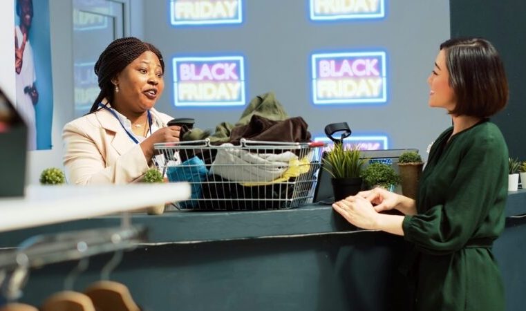 Pesquisa Expectativa de Vendas do Fecomércio MG aponta cenário otimista na Black Friday