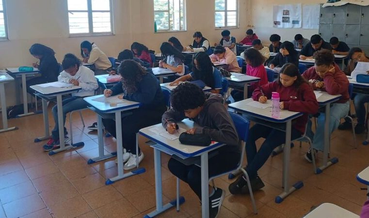 Escola Emílio Pereira conquista sete medalhas nas Olimpíadas do Tesouro Direto de Educação Financeira
