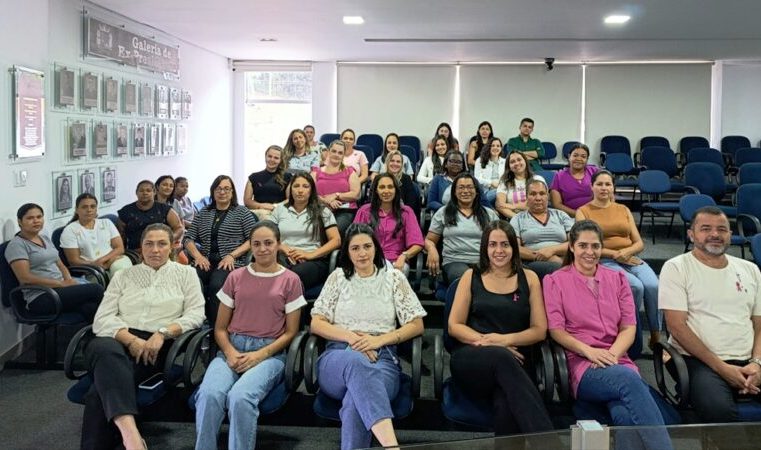 Palestra sobre prevenção ao câncer de mama promovida pela Câmara de São Gonçalo