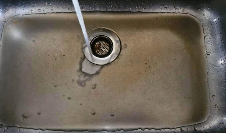 ETAs Ipoema, Senhora do Carmo e Gatos estão temporariamente paradas, avisa o Saae