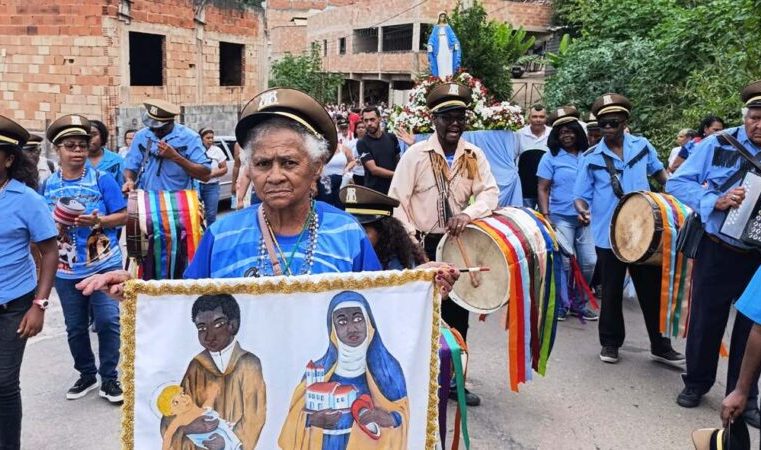 Religiosidade: novena no bairro Pedreira fortalece fé e devoção a Nossa Senhora das Graças
