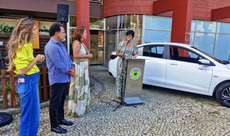 Deputada Estadual Bella Gonçalves entrega emenda parlamentar de R$ 200 mil à FCCDA