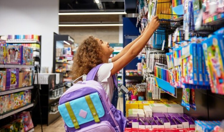 Volta às aulas impulsiona aquecimento de vendas em janeiro