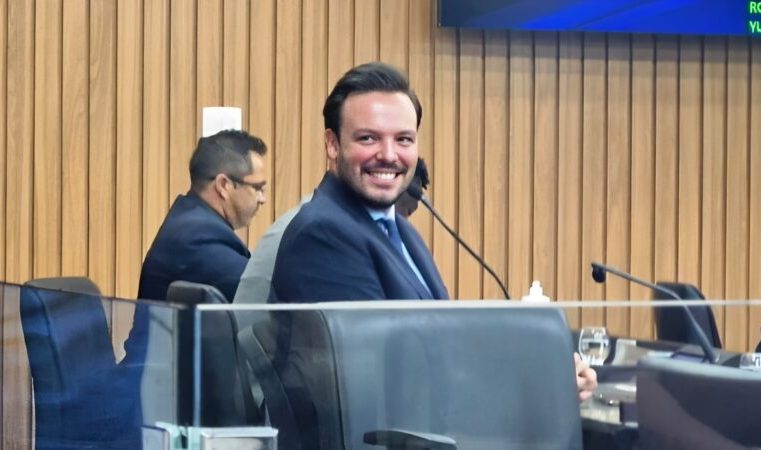 Gabriel Quintão mantém licença como vereador e não mira ser prefeito de São Gonçalo