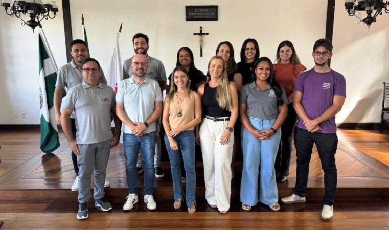Coordenação do Parlamento Jovem 2026 realiza encontro de alinhamento