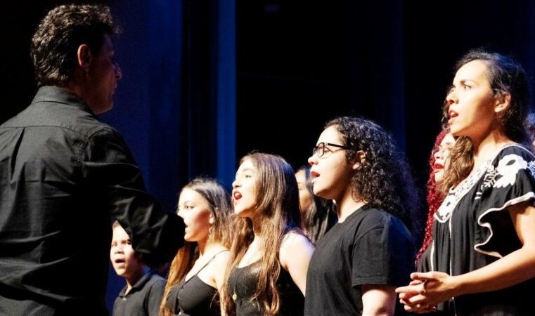 Alunas de canto realizam o espetáculo gratuito “ELMI por Elas” na Casa do Brás