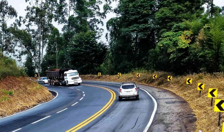 Confira a localização dos 50 radares de última geração na BR-381