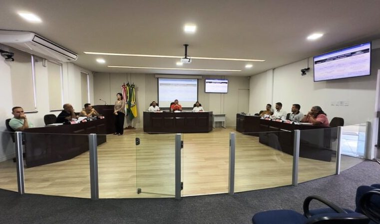Vereadores de São Gonçalo analisam regulamentação no serviço de táxi