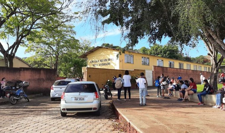 Mutirão mobiliza moradores do bairro Fênix em ação contra a dengue