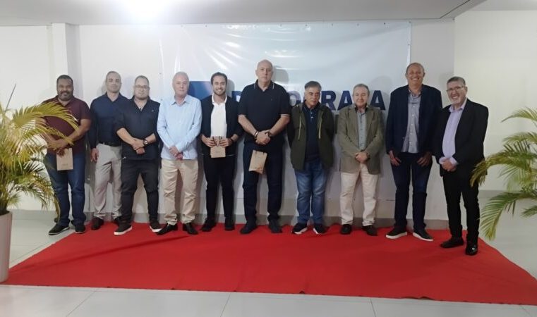 Toma posse diretoria do Democrata Itabira, celebrando fortalecimento político da sigla