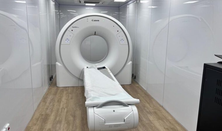 Carreta do programa “Agora Tem Especialistas” projeta realizar mil exames em Itabira