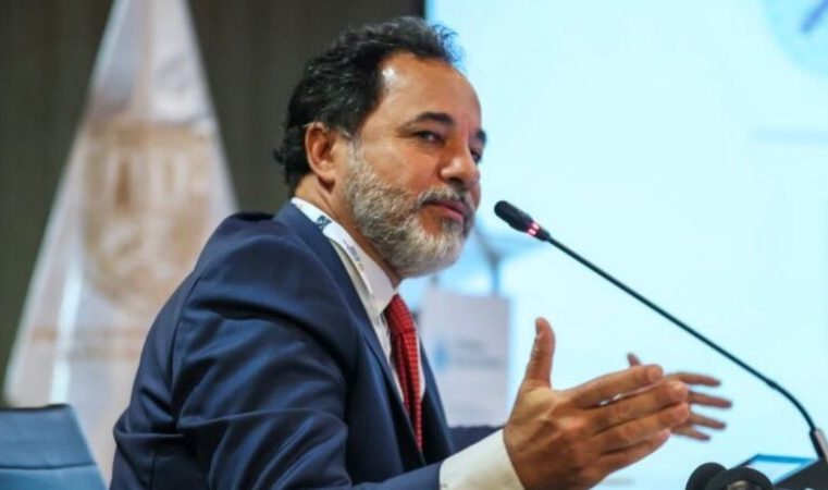 Em missão internacional pela AMIG, Marco Antônio Lage propõe unificar marcos regulatórios