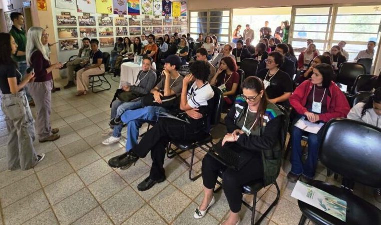 Simpósio de Pesquisas realizado no Parque Estadual Mata do Limoeiro