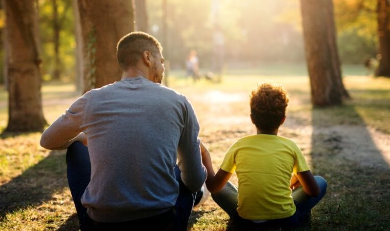 Saiba como devem funcionar as férias escolares dos filhos com pais divorciados