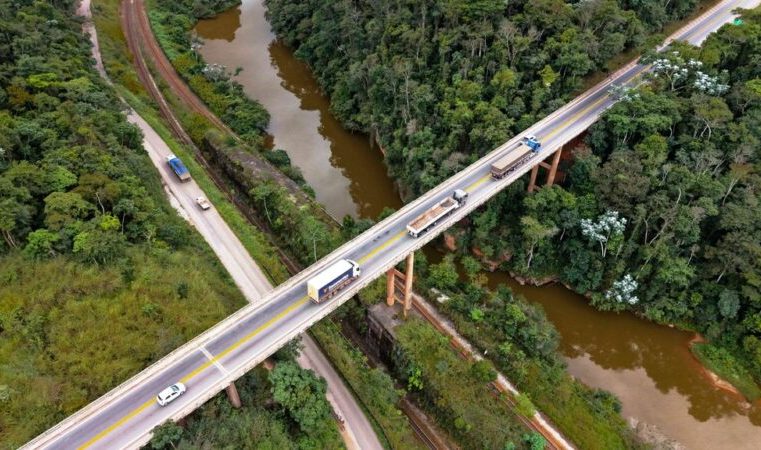 Concessionária que administra a BR-381 recomenda realizar checklist antes da viagem