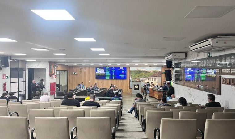 Câmara de Itabira realiza votação sobre cobrança do Imposto Predial e Territorial Urbano