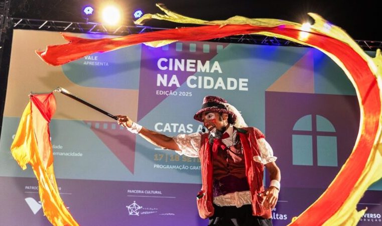 Morro D’Águia Quente em Catas Altas recebe projeto “Cinema na Cidade”