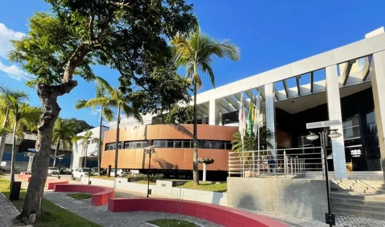 Poder Legislativo recebe evento voltado ao enfrentamento da violência contra a mulher