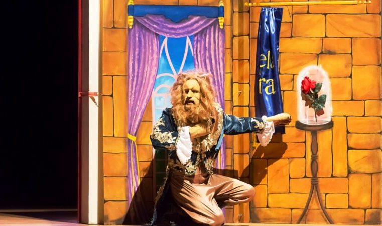 Monlevade recebe pocket-show gratuito “A Bela e a Fera” na 16ª “Diversão em Cena”