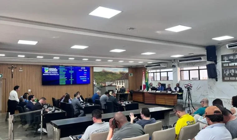 Câmara de Itabira discute criar ferramenta de empoderamento feminino