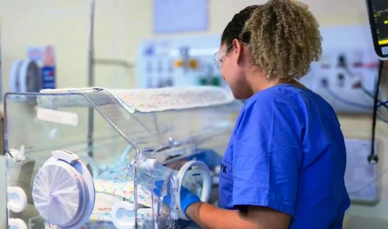 Hospital da FSFX ultrapassa 300 atendimentos pelo SUS nas UTIs para pacientes infantis