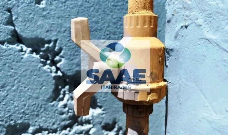 Saae realiza correção de vazamento de água no Alto Pereira